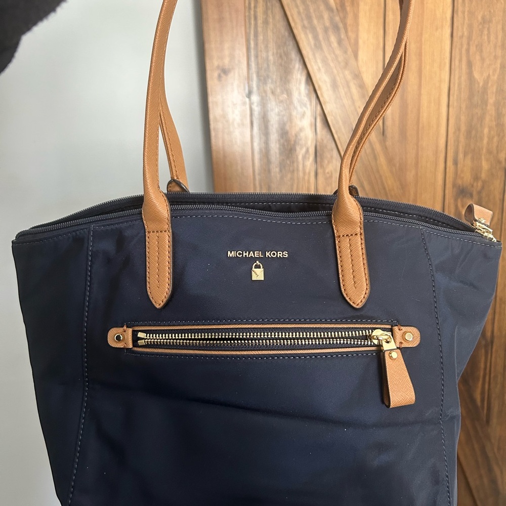Michael Kors navy and Tan Women's Bag